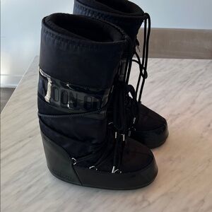 Moon Boot Women's Black Winter Boots